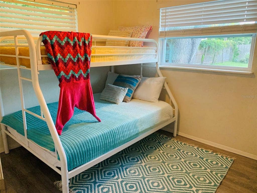 Pet-Friendly Room for Rent