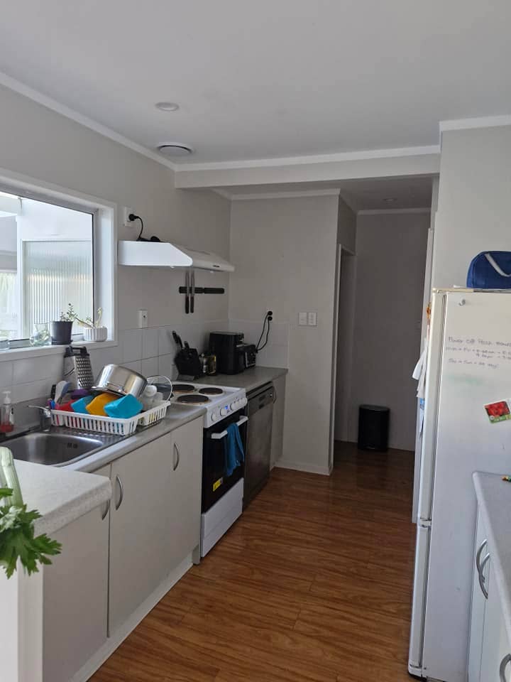 FLATMATE WANTED