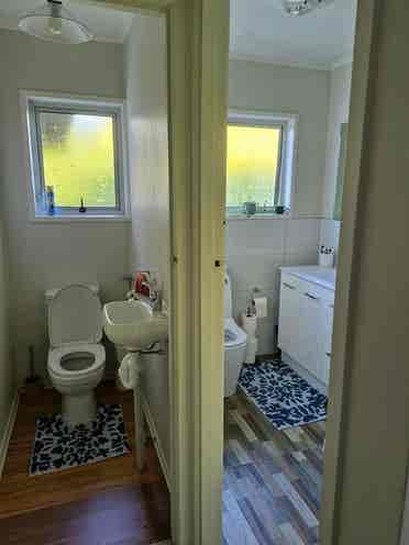 FLATMATE WANTED