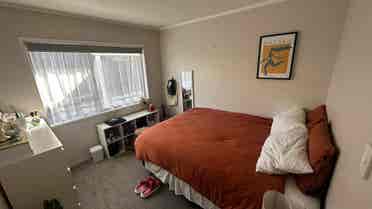 FLATMATE WANTED