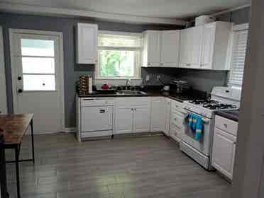 [/month] Room in shared duplex