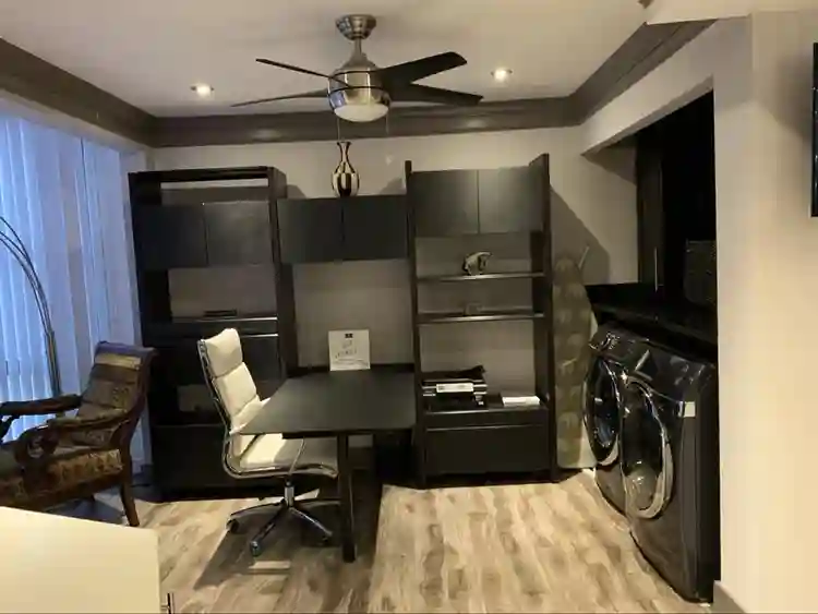 Fully Furnished Rooms Available