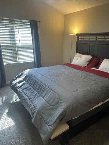 Master room for rent