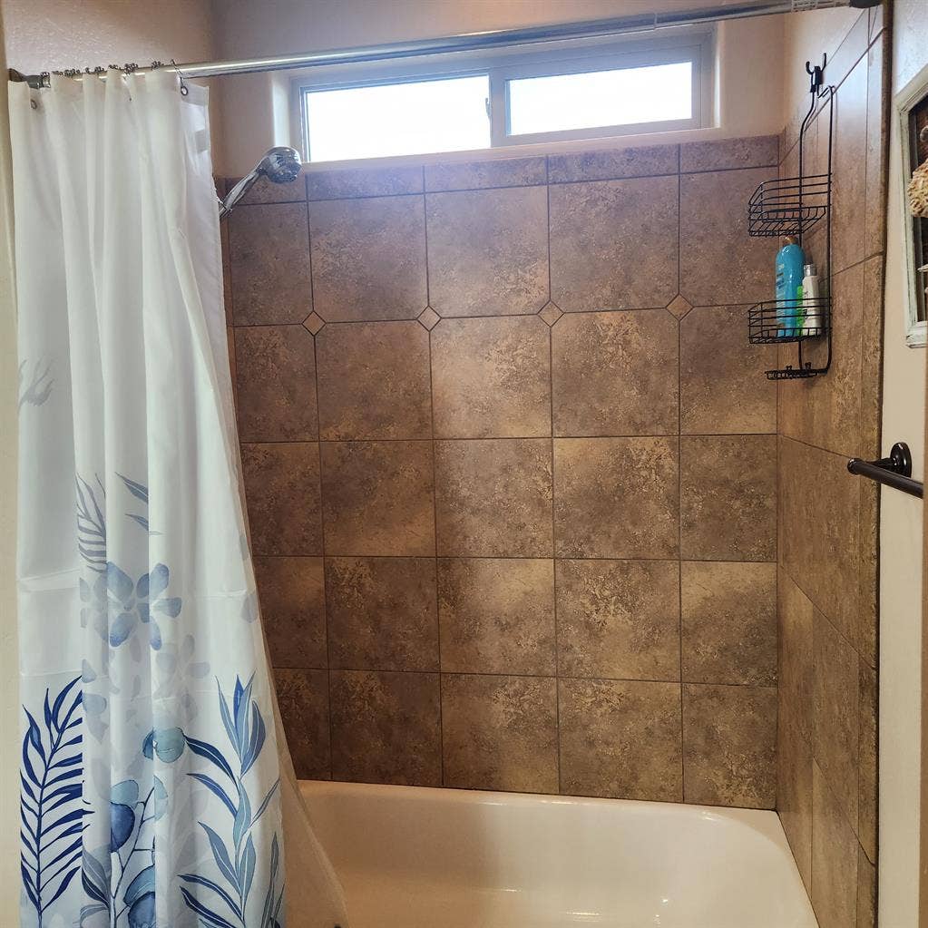 Female Roommate Wanted