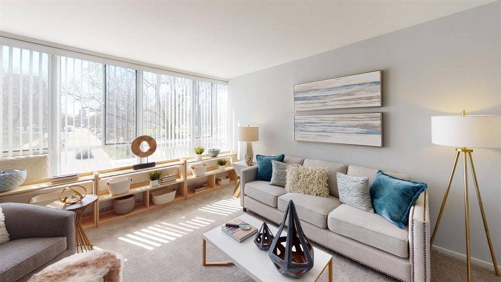 Private/Shared living room LM