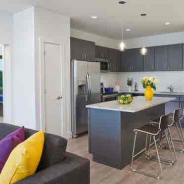 Current Midtown Luxury Apartments
