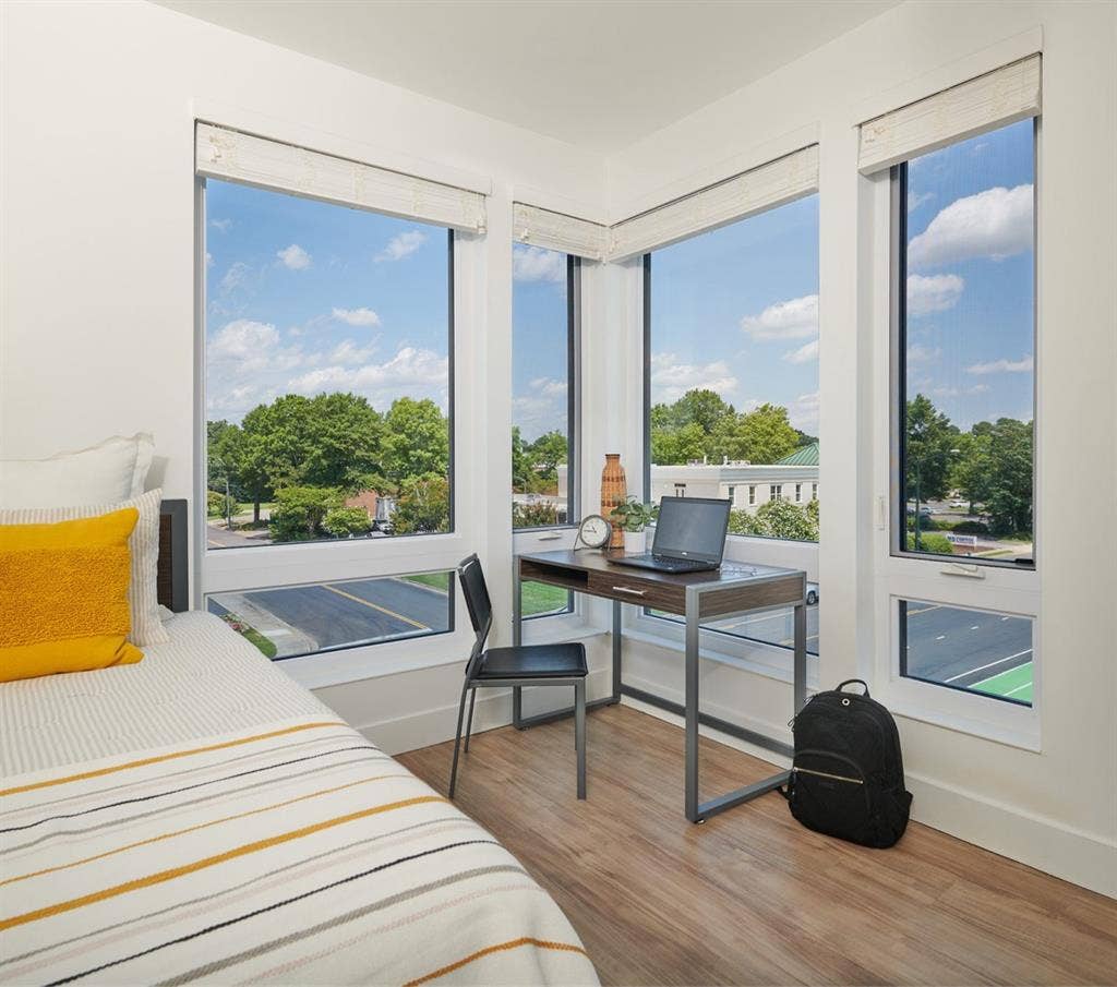 Current Midtown Luxury Apartments