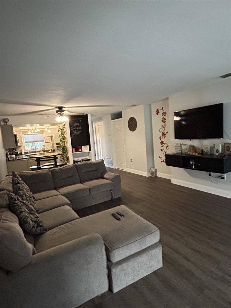 Quiet Peaceful Cozy Condo