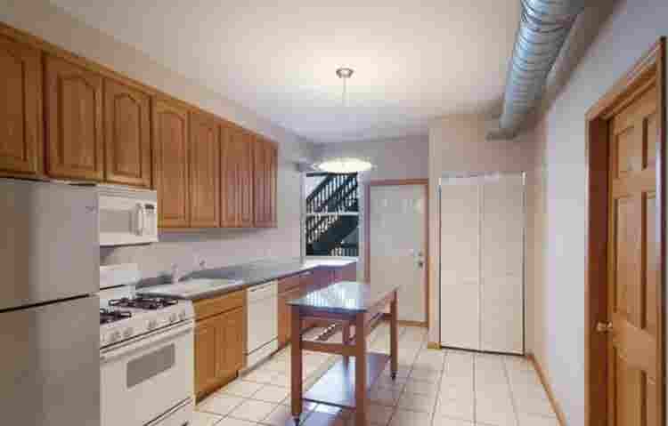 Logan Square 1BD with private bath