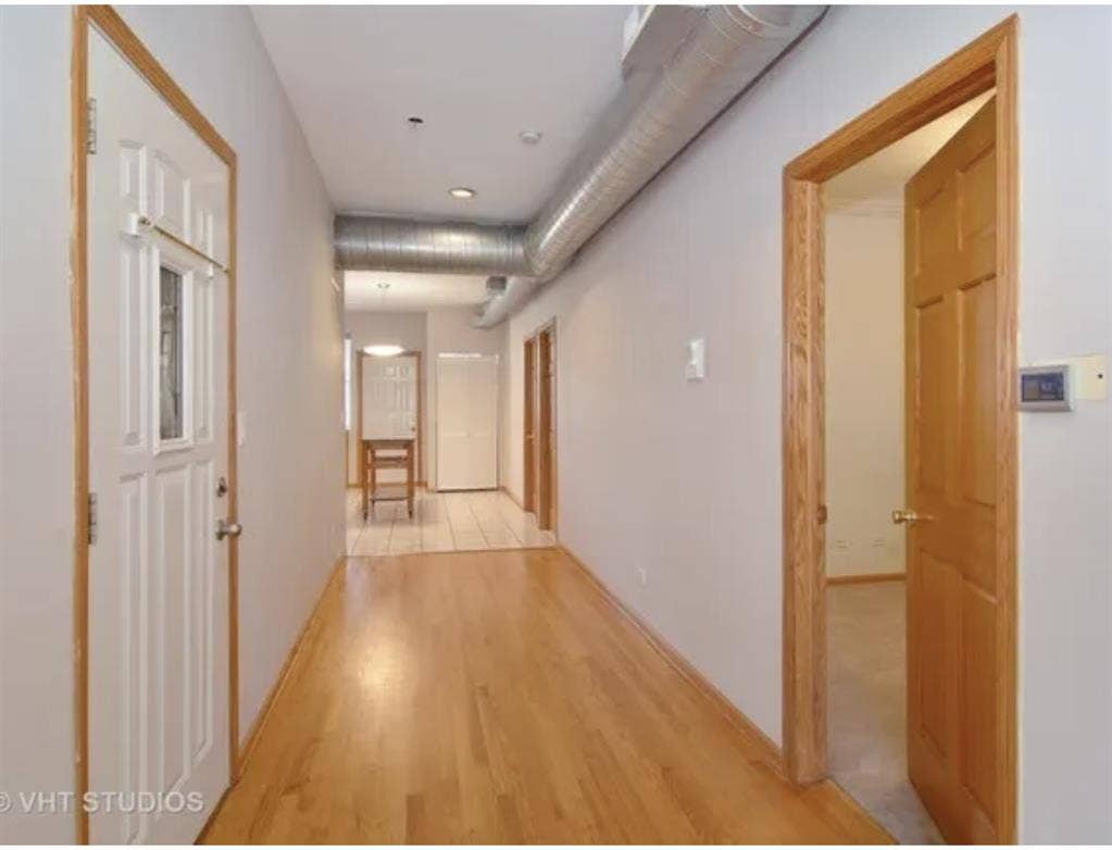 Logan Square 1BD with private bath