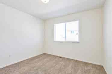 Private Room For Rent-West Greeley