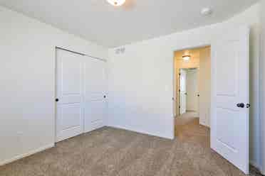 Private Room For Rent-West Greeley