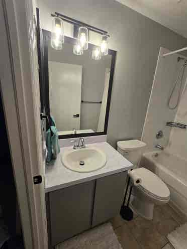 Rooms For rent in Riverview