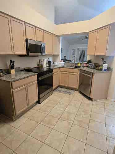 Rooms For rent in Riverview
