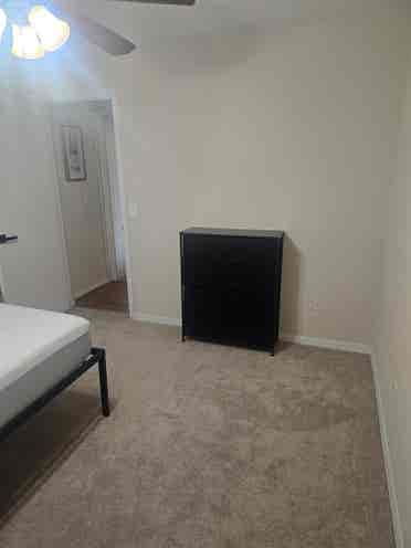 Rooms For rent in Riverview