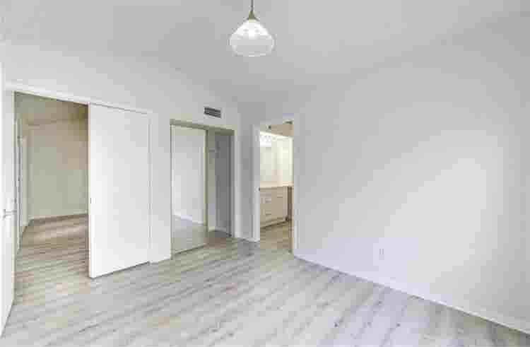 Modern BA Condo, PrimeLocation