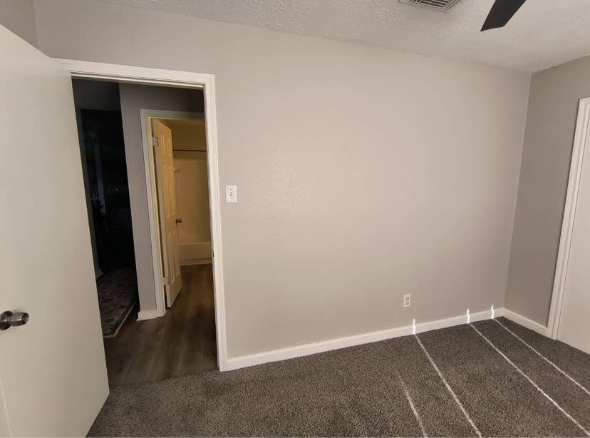 Move in ready -Rent
by the room