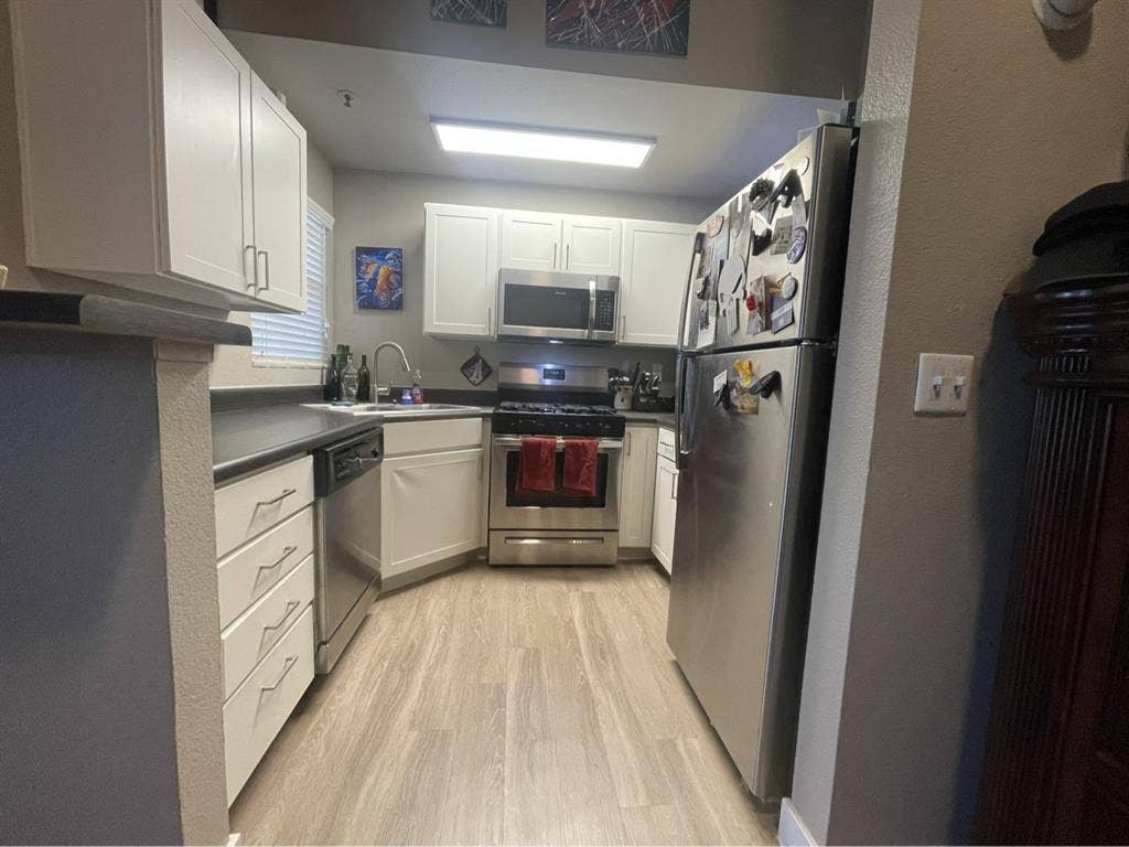 Take over 1 year lease ASAP