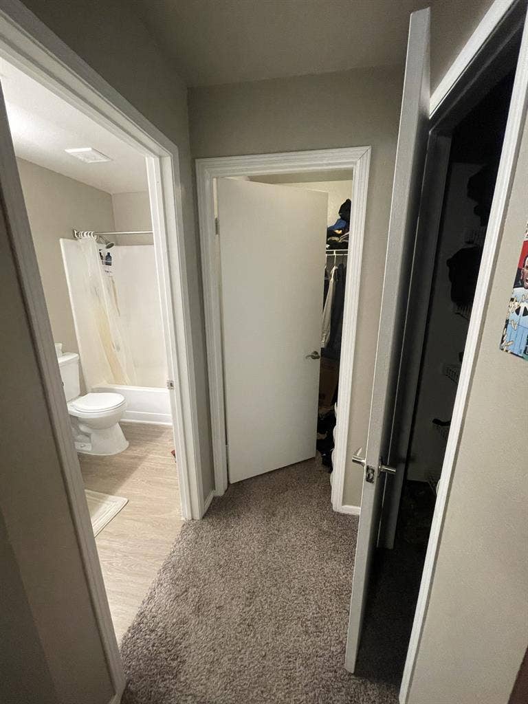 Take over 1 year lease ASAP