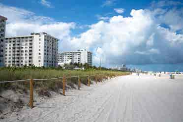 On Beach-3rd/Ocean - Oceanview 1br