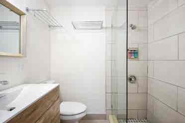 On Beach-3rd/Ocean - Oceanview 1br
