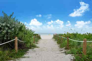 On Beach-3rd/Ocean - Oceanview 1br