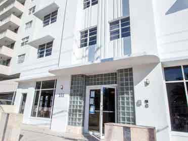 On Beach-3rd/Ocean - Oceanview 1br