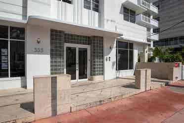 On Beach-3rd/Ocean - Oceanview 1br