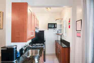 On Beach-3rd/Ocean - Oceanview 1br