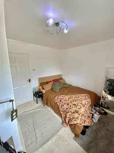Double Room in Park Royal NW