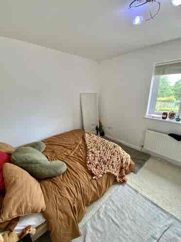 Double Room in Park Royal NW
