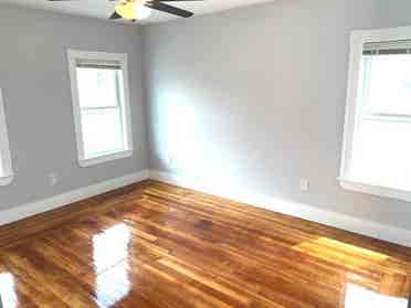 All-Female Apartment & central A/C