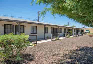 Furnished studio apartment- Tempe