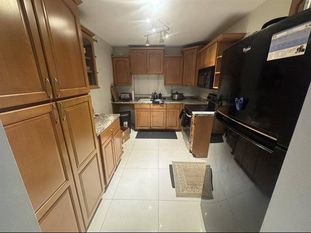 Private room with shared bathroom