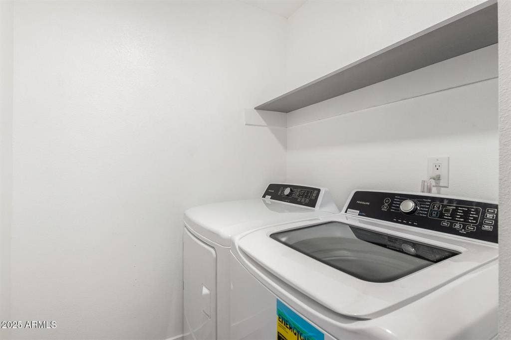 Room in Newly remodeled Tempe House