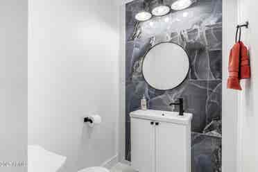 Room in Newly remodeled Tempe House