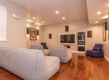 Sublease Female Unit