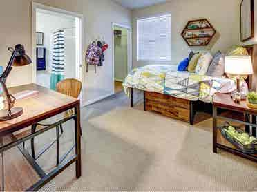 LOBO VILLAGE LEASE!