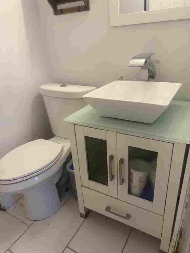 Looking for roommates