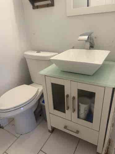 Looking for roommates