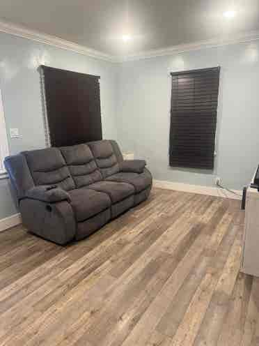 Looking for roommates