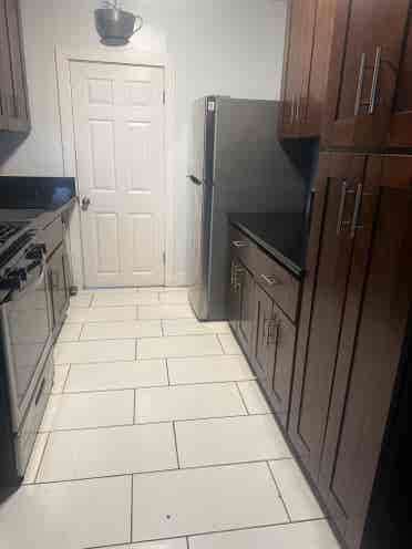 Looking for roommates