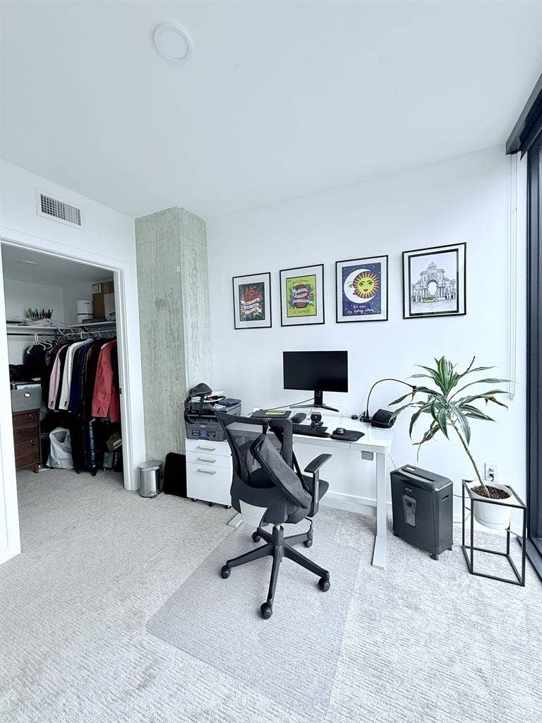 Room in Downtown/First Hill