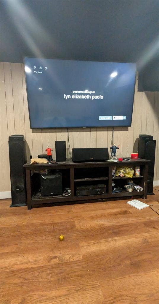 Room share available