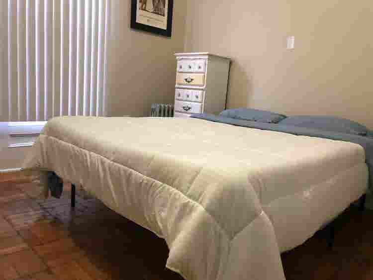 Room for Rent in Woodstock, Bronx