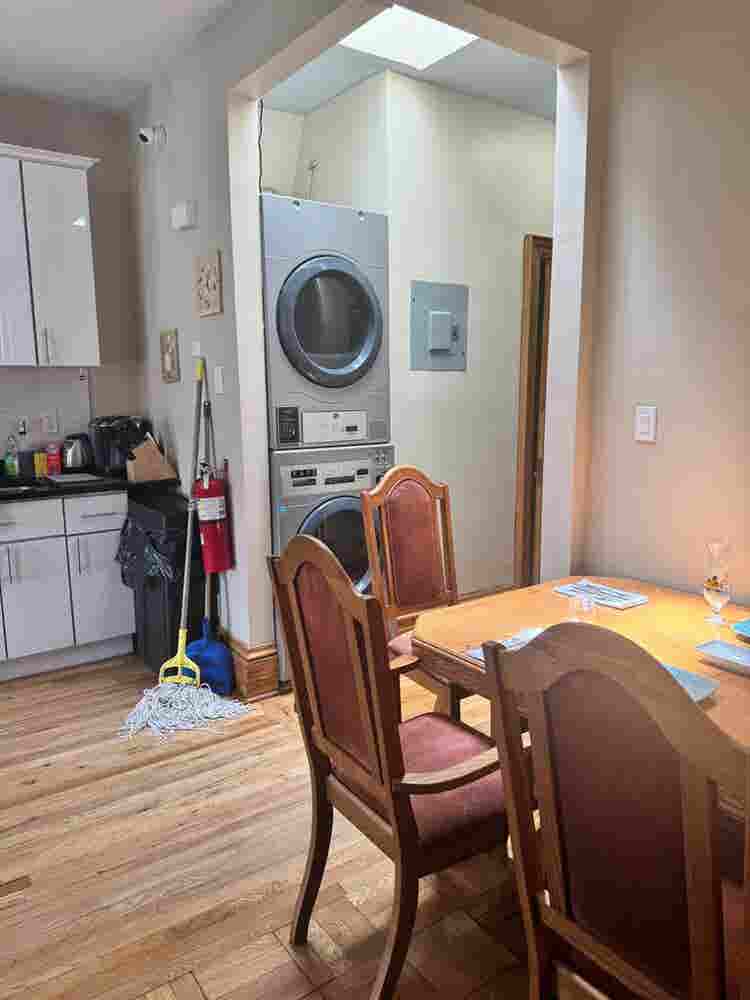 Room for Rent in Woodstock, Bronx