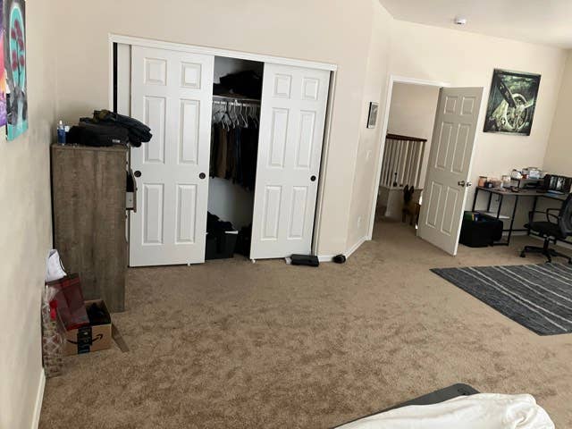 Huge room for rent