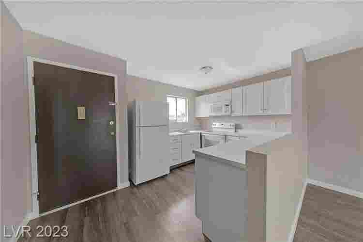 bath condo