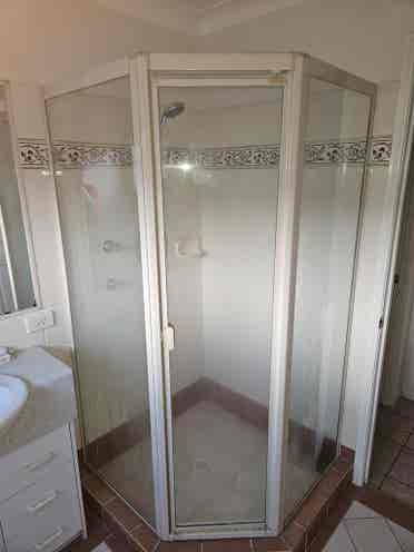 Peaceful, warm room for rent