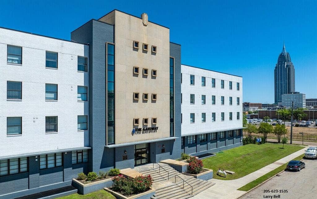 Gateway Apartments